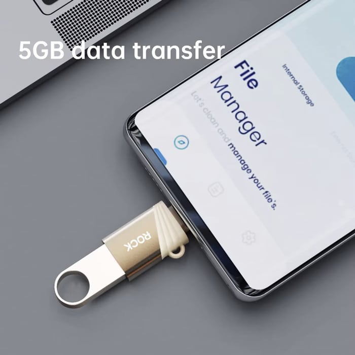 مبدل متصل به موبایل و فلش