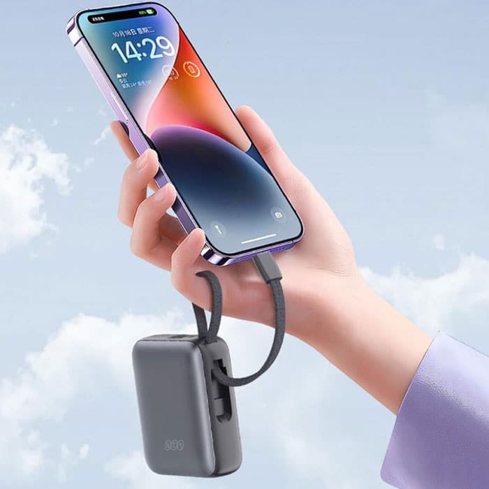 شارژ موبایل با پاور بانک
