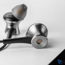 عکس هندزفری لایتنینگ وان مور 1More Dual Driver LTNG ANC E1004 - فروشگاه ماه به ماه