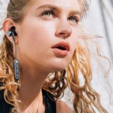 عکس هدفون بلوتوث وان مور 1More iBFree E1018 Plus Headphone - فروشگاه ماه به ماه